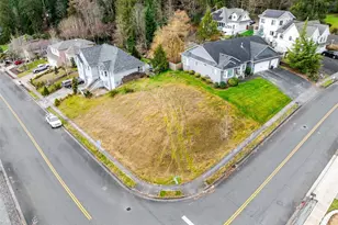 267 W Beacon Hill Dr, Longview, WA 98632 - Photo 1