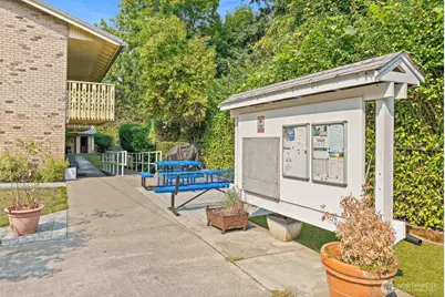 739 3rd Avenue S, Kent, WA 98032 - Photo 2