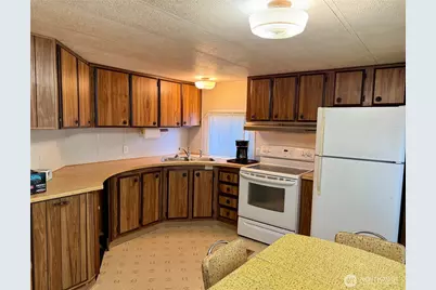 2400 Donovan Avenue #40, Bellingham, WA 98225 - Photo 6