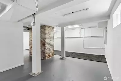 749 N 76th St, Seattle, WA 98103 - Photo 34