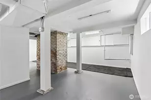 749 N 76th St, Seattle, WA 98103 - Photo 34