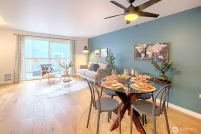 7000 Cleopatra Place NW #303, Seattle, WA 98117 - Photo 4