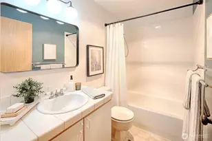 7000 Cleopatra Pl NW, Seattle, WA 98117 - Photo 12