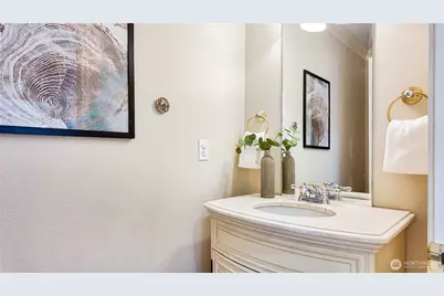 13428 NE 12th Place, Bellevue, WA 98005 - Photo 16