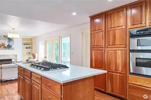 13428 NE 12th Pl, Bellevue, WA 98005 - Photo 12