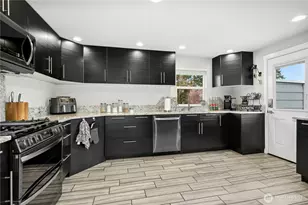 11807 51st Ave NE, Marysville, WA 98271 - Photo 10