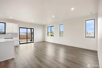 601 Dorsing Street #E24, Moses Lake, WA 98837 - Photo 8