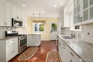 2616 Franklin Ave E, Seattle, WA 98102 - Photo 18