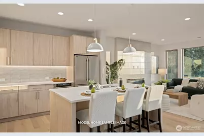 8711 126th Avenue NE, Kirkland, WA 98033 - Photo 4