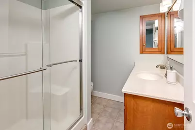 11262 Riviera Place NE, Seattle, WA 98125 - Photo 22