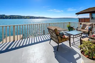 11262 Riviera Pl NE, Seattle, WA 98125 - Photo 24