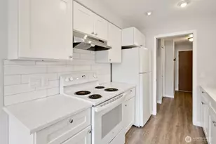 12300 33rd Ave NE, Seattle, WA 98125 - Photo 16