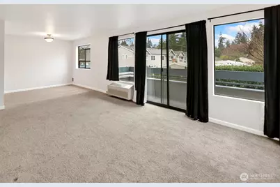 12300 33rd Avenue NE #202, Seattle, WA 98125 - Photo 4