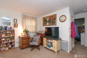 2367 E 4th Ave, Port Angeles, WA 98362 - Photo 6