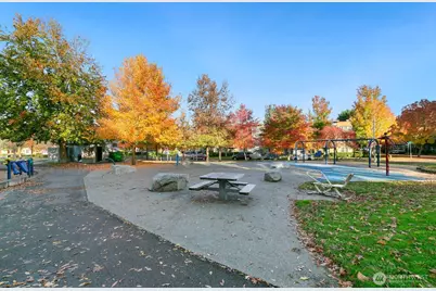 6726 35th Place S, Seattle, WA 98118 - Photo 24