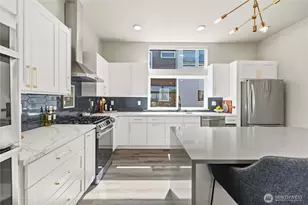 1208 Harrington Ave NE, Renton, WA 98056 - Photo 12