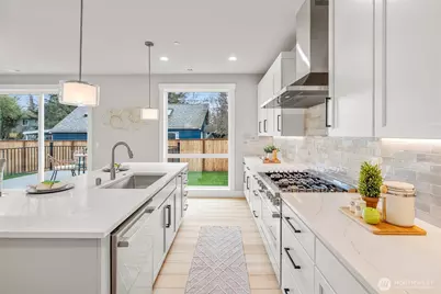 18554 Stone Avenue N, Shoreline, WA 98133 - Photo 12