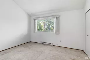 1850 Grant Ave S, Renton, WA 98055 - Photo 20