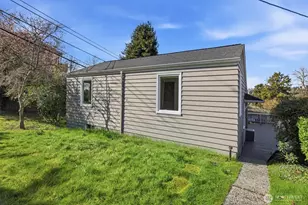 1215 W Armour St, Seattle, WA 98119 - Photo 22
