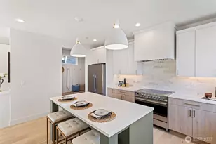 9311 132nd Ave NE, Kirkland, WA 98033 - Photo 12