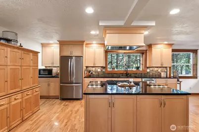 11451 O Avenue, Anacortes, WA 98221 - Photo 12