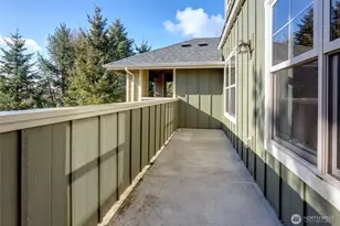 3150 W Government Way, Seattle, WA 98199 - Photo 22
