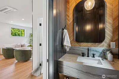 3714 Bagley Avenue N, Seattle, WA 98103 - Photo 14