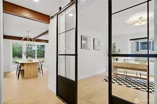 14318 117th Pl NE, Kirkland, WA 98034 - Photo 10