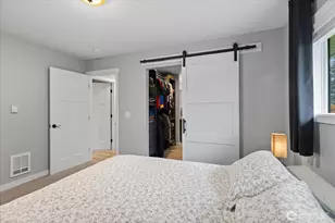 20327 Revilo Dr, Burlington, WA 98233 - Photo 16