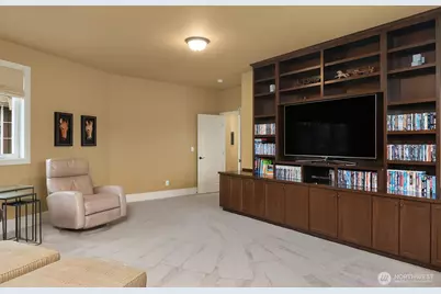 955 211th Place SE, Sammamish, WA 98075 - Photo 26