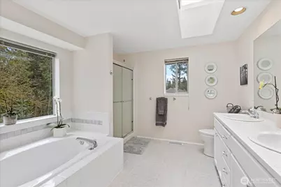 11008 210th Street SE, Snohomish, WA 98296 - Photo 18