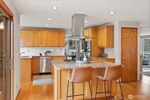 11008 210th St SE, Snohomish, WA 98296 - Photo 10