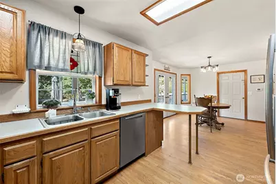 10410 152nd Street E, Puyallup, WA 98374 - Photo 12