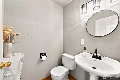 10410 152nd Street E, Puyallup, WA 98374 - Photo 16