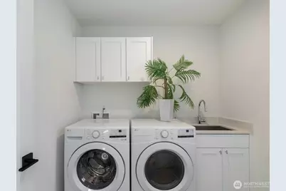 6738 21st Avenue SW, Seattle, WA 98106 - Photo 18