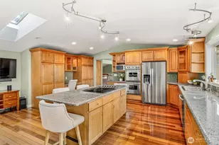 6439 NE 188th St, Kenmore, WA 98028 - Photo 14