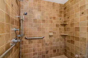 6439 NE 188th St, Kenmore, WA 98028 - Photo 24