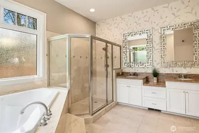 2411 98th Avenue NE, Clyde Hill, WA 98004 - Photo 28