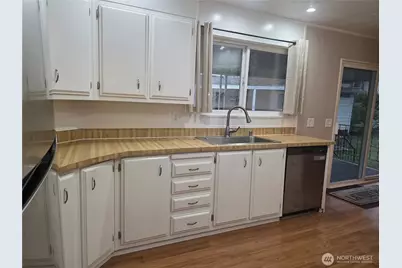 11407 126th Street E #222, Puyallup, WA 98374 - Photo 8