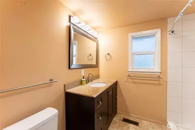 14239 8th Avenue S, Burien, WA 98168 - Photo 20