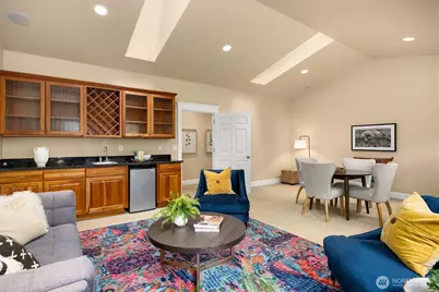 12615 Kallgren Road NE, Bainbridge Island, WA 98110 - Photo 32