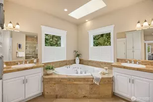 12615 Kallgren Rd NE, Bainbridge Island, WA 98110 - Photo 26