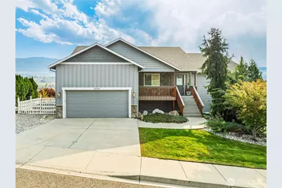 2840 Akamai Way, East Wenatchee, WA 98802 - Photo 2