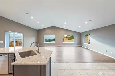 2840 Akamai Way, East Wenatchee, WA 98802 - Photo 12