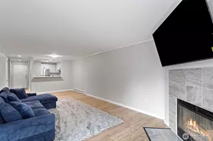 3256 SW Avalon Way, Seattle, WA 98126 - Photo 4