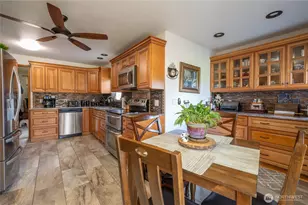 304 Oak St, Aberdeen, WA 98520 - Photo 4