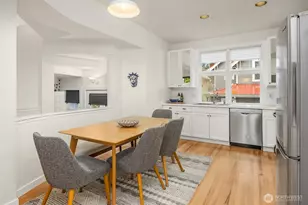 672 Madison Ave N, Bainbridge Island, WA 98110 - Photo 8