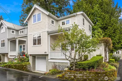 672 Madison Avenue N, Bainbridge Island, WA 98110 - Photo 1