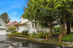 672 Madison Ave N, Bainbridge Island, WA 98110 - Photo 32