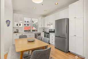 672 Madison Ave N, Bainbridge Island, WA 98110 - Photo 14